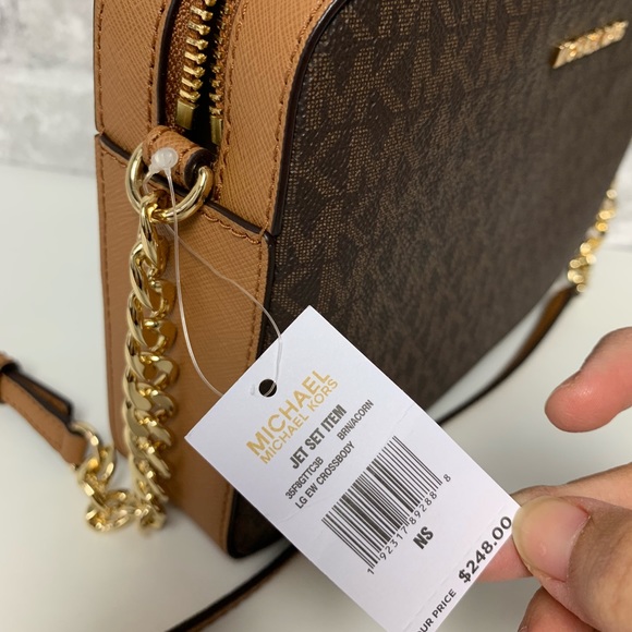 Michael Kors Jetset LG EW Crossbody And Wallet - Picture 5 of 6